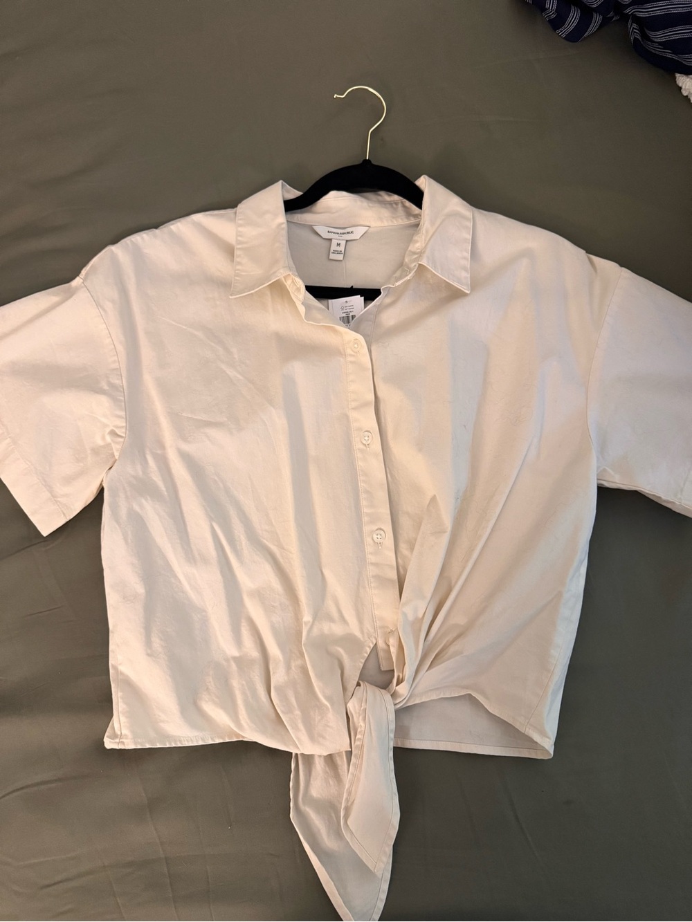 Banana Republic Cream Tie-Front Short Sleeve Button-Down Shirt